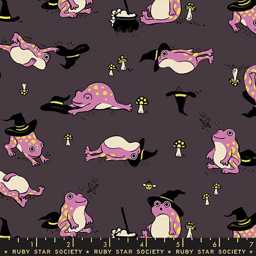 Freaky Familiars Frogmiliars Eggplant
